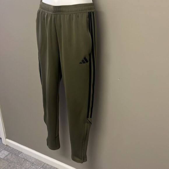 Adidas Women’s Areoready Olive Green Striped Pull-on Jogger Pants Zip Pocket-Med - Picture 2 of 15